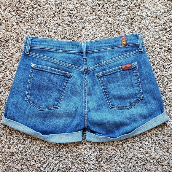 7 For All Mankind rolled jean shorts size 26 - Picture 2 of 6